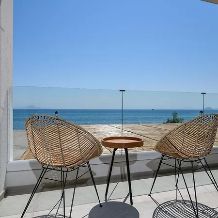 Noa Beachfront Suites Kardamena  Exterior photo