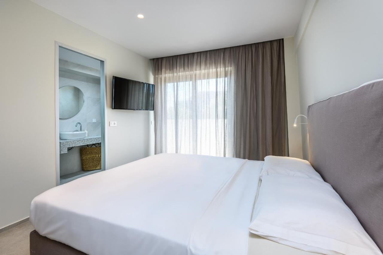 Noa Beachfront Apartament *