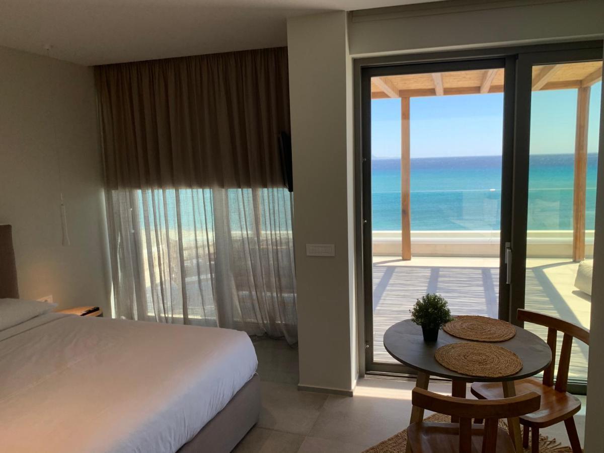 Noa Beachfront Apartament *